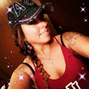 Meet your Posher, Christina